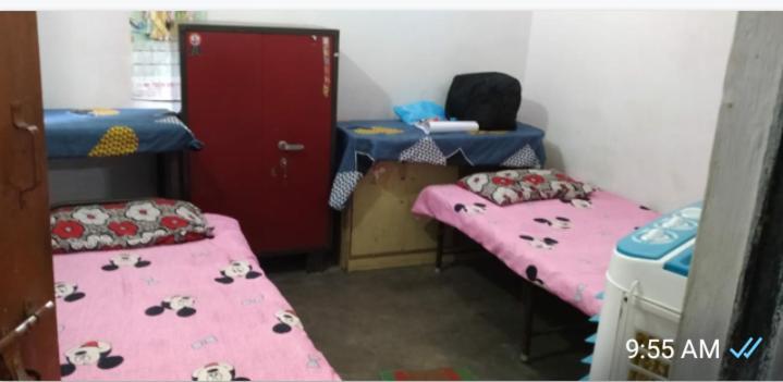 Mannat Rooms Allāhābād Junction Exteriör bild