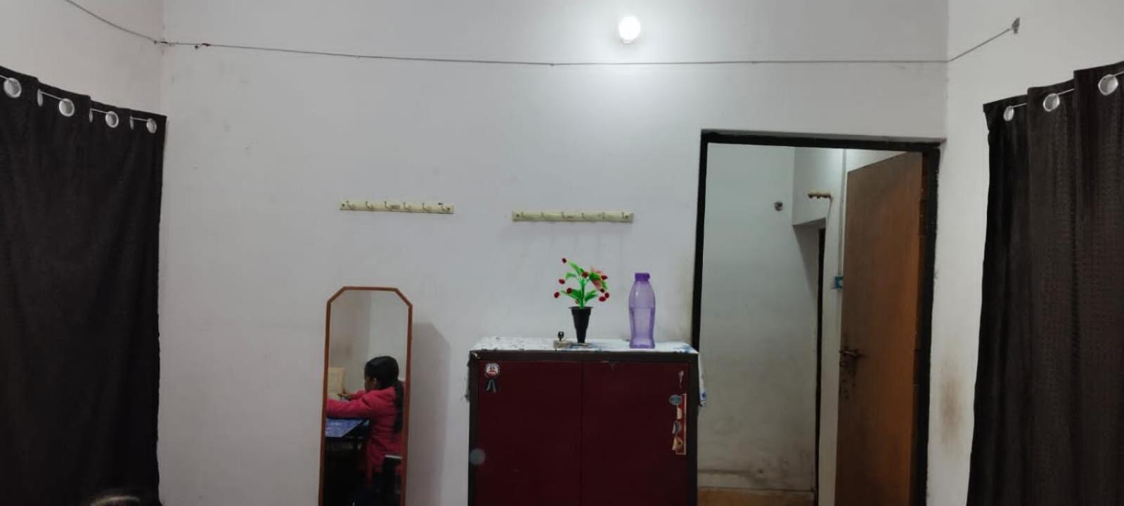 Mannat Rooms Allāhābād Junction Exteriör bild